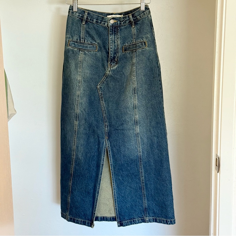 KOKIA distressed washed denim slit long skirt
